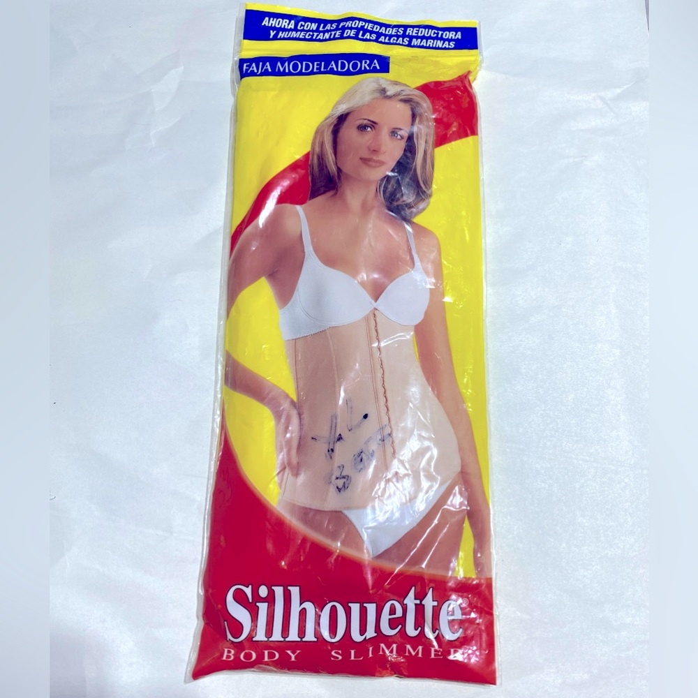 Silhouette women’s Beige Body Shaper Size XL NWOT